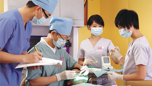 卢勇辉拔除即刻种植